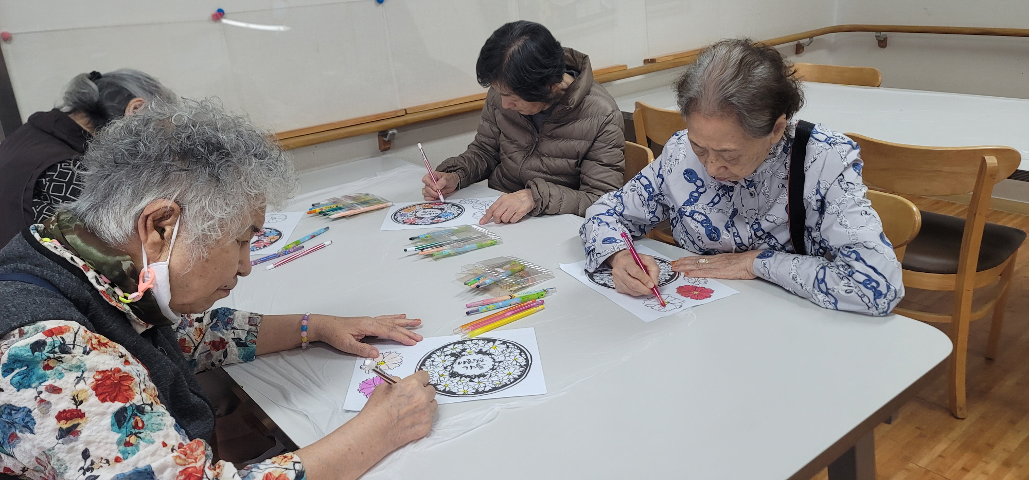 3547016979_ESq5Glep_c3a9257e70af8e71b5d92adb49a5a60111fa352b.jpg 이미지크게보기