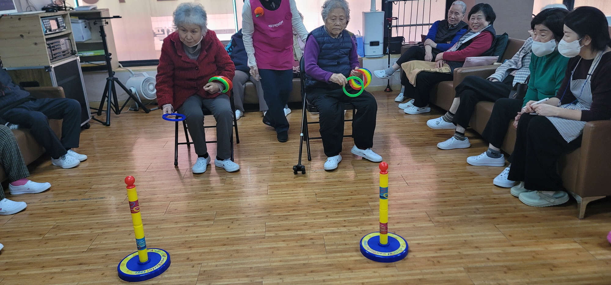 3547016979_MySelUK2_0b2fde1c9b994db464e5ded75fbef43d0d0fbadc.jpg 이미지크게보기