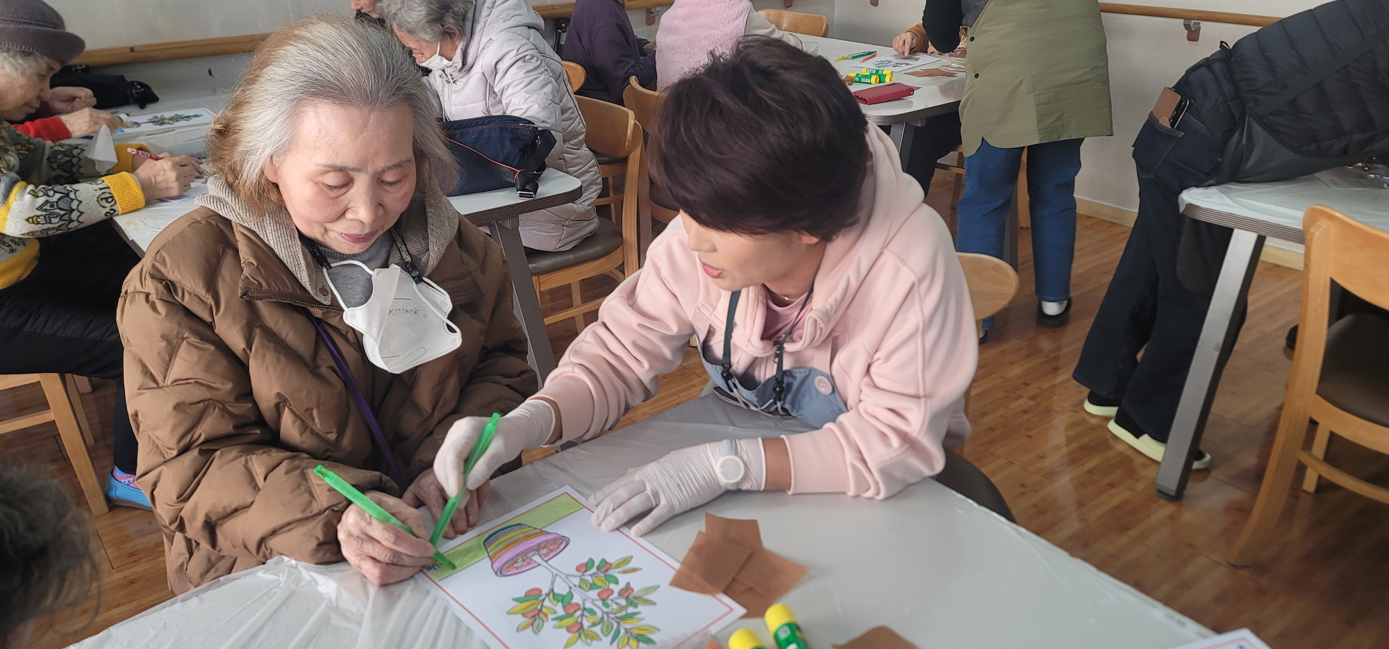 3547016979_SVEh3d5R_aed4f2d2a18e3de80518f9098e306ac4d7e953f3.jpg 이미지크게보기