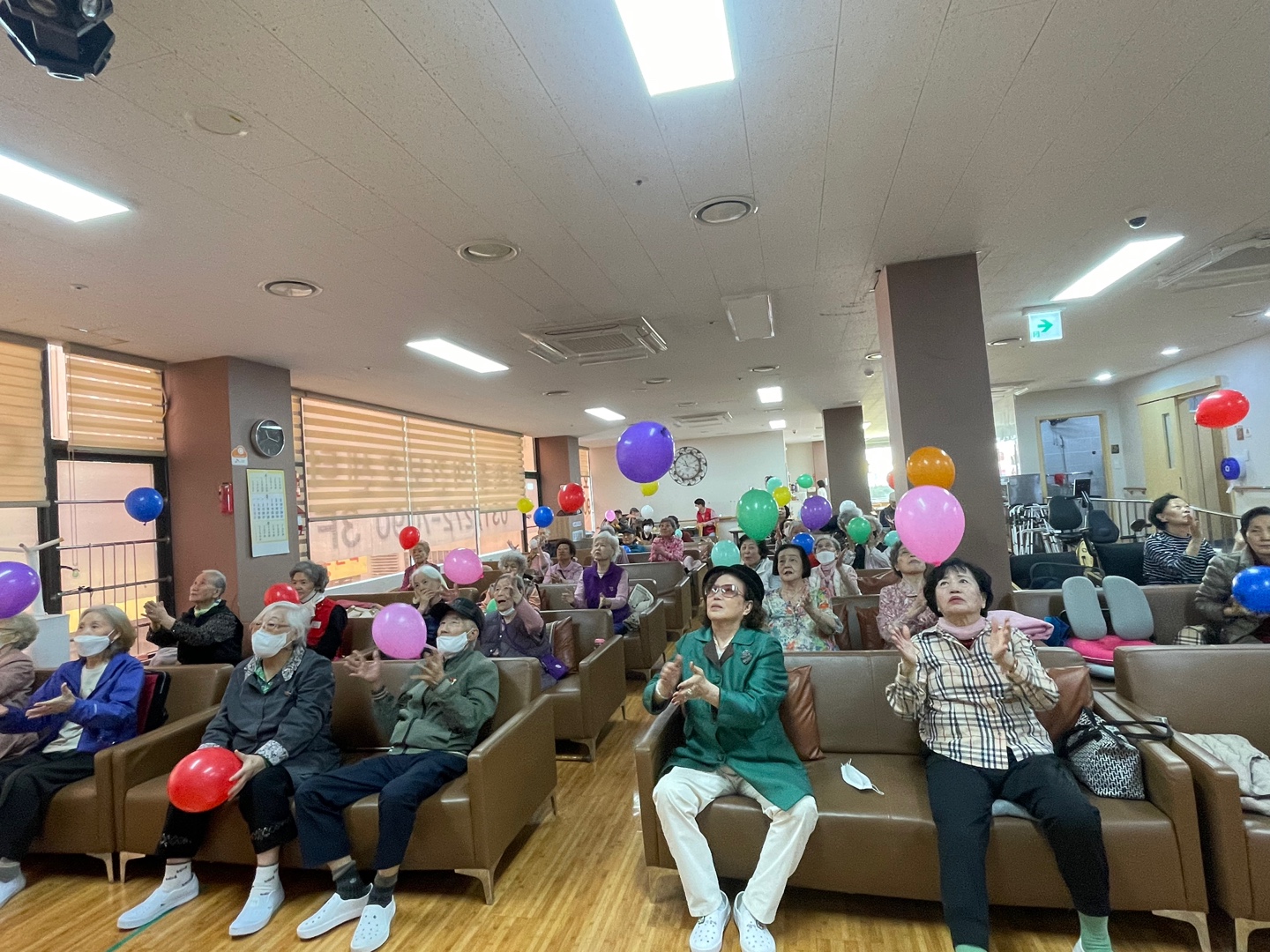 3547016979_a3Qoclf4_9dfcd5ad2db2b2c65e05f49eceb17acf9e1b790e.jpg 이미지크게보기