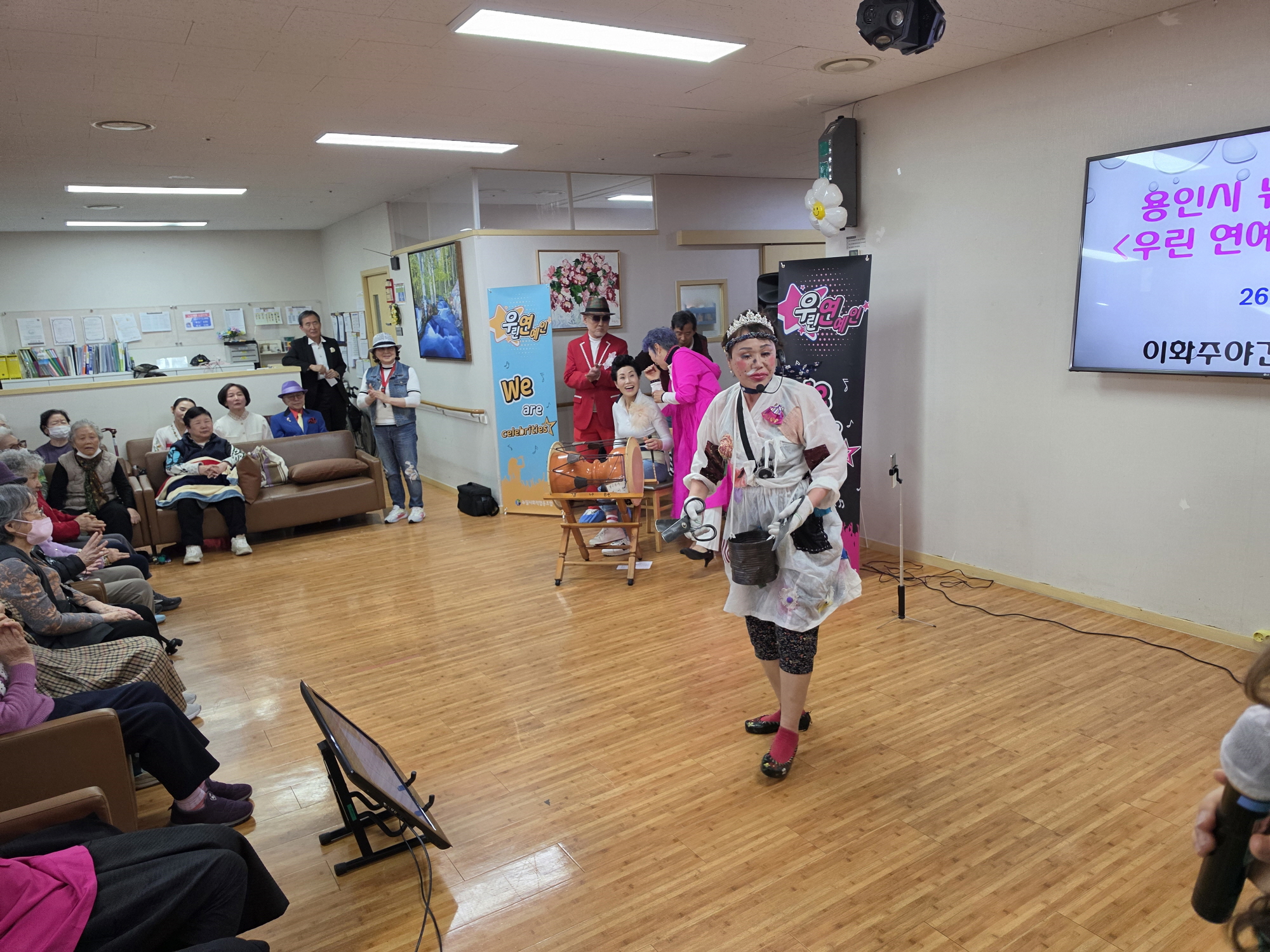 3547016979_aQRkpJAE_978ec413bd8d7c048b94132f0f5c0936573bb54a.jpg 이미지크게보기