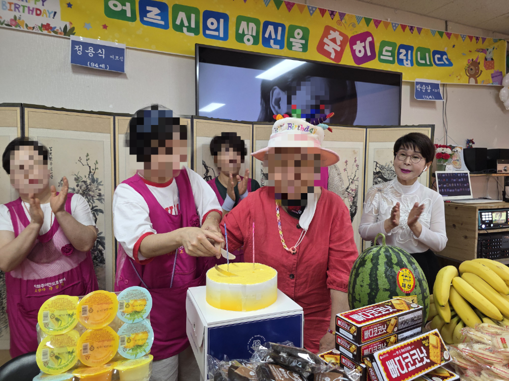 3547016979_clMJe4Cq_d6abdb3ea72ff29e0da924f08a5b296769267531.png 이미지크게보기