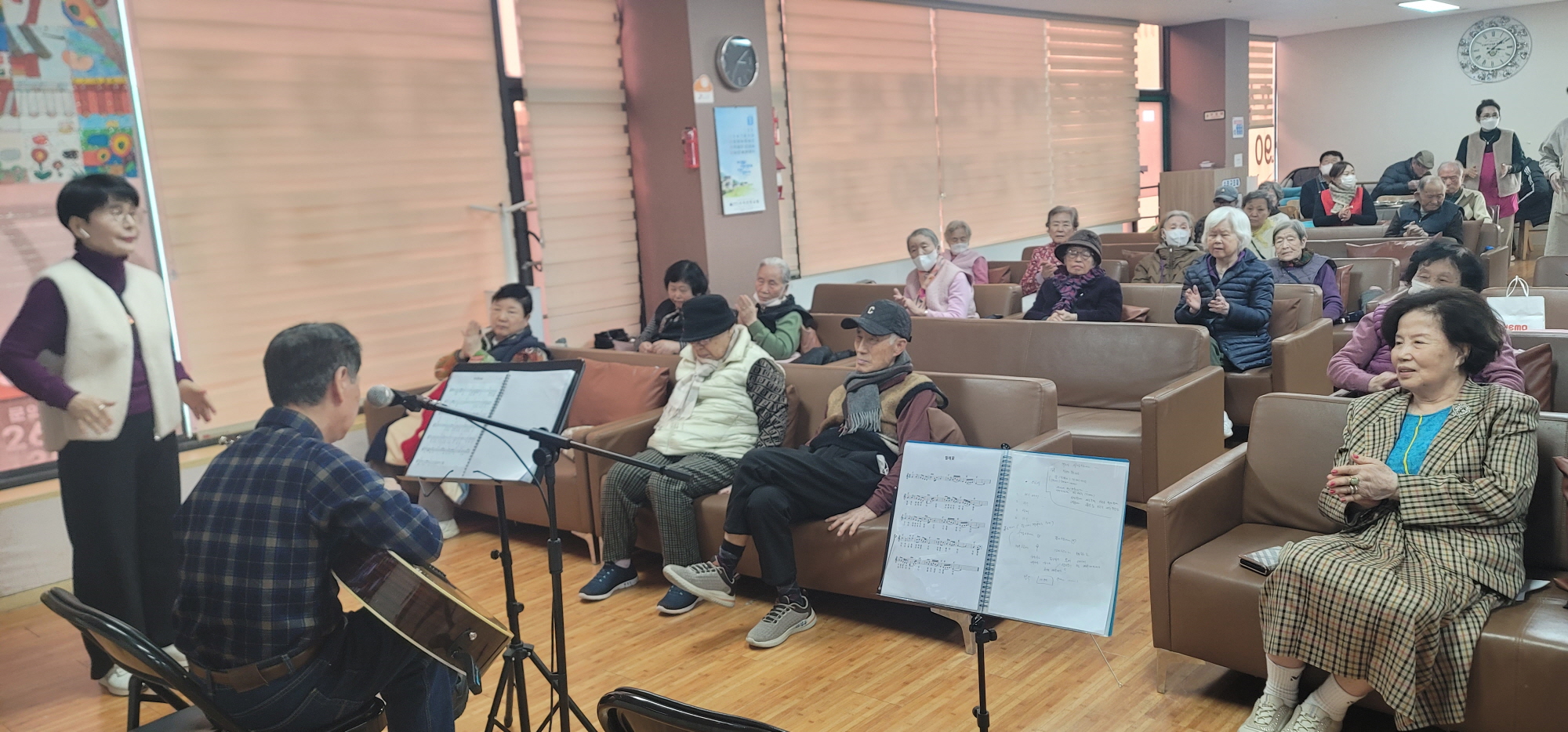 3547016979_vUkbfoAh_93f8c762e79c65786d8e1e20abb3f71e8ec0cad6.jpg 이미지크게보기