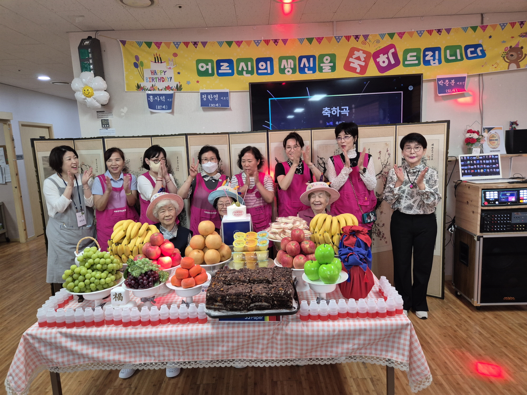 9696_copy_9698_3547016979_ITMGzEFK_11496de2c7aa87a4f44704bf82cc618e48fd752d.jpg 이미지크게보기